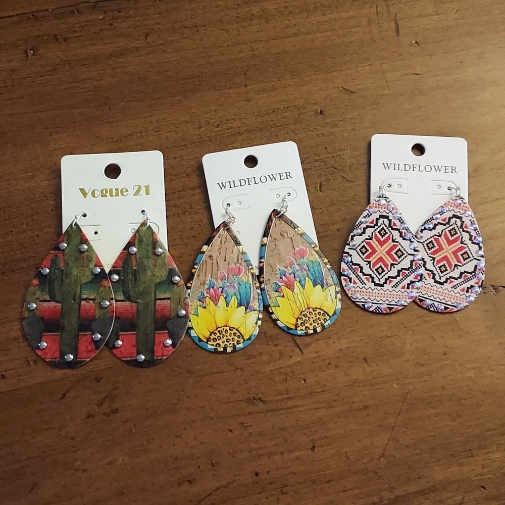 Tear shaped dangle earrings